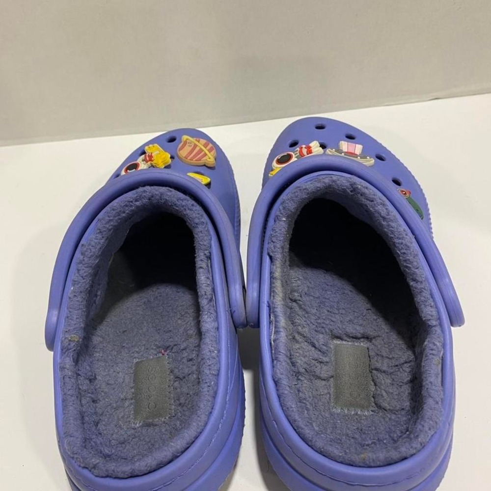 Blue Crocs clogs with 7 space theme charms unisex men 3 women 5. SKU487 - Picture 2 of 5